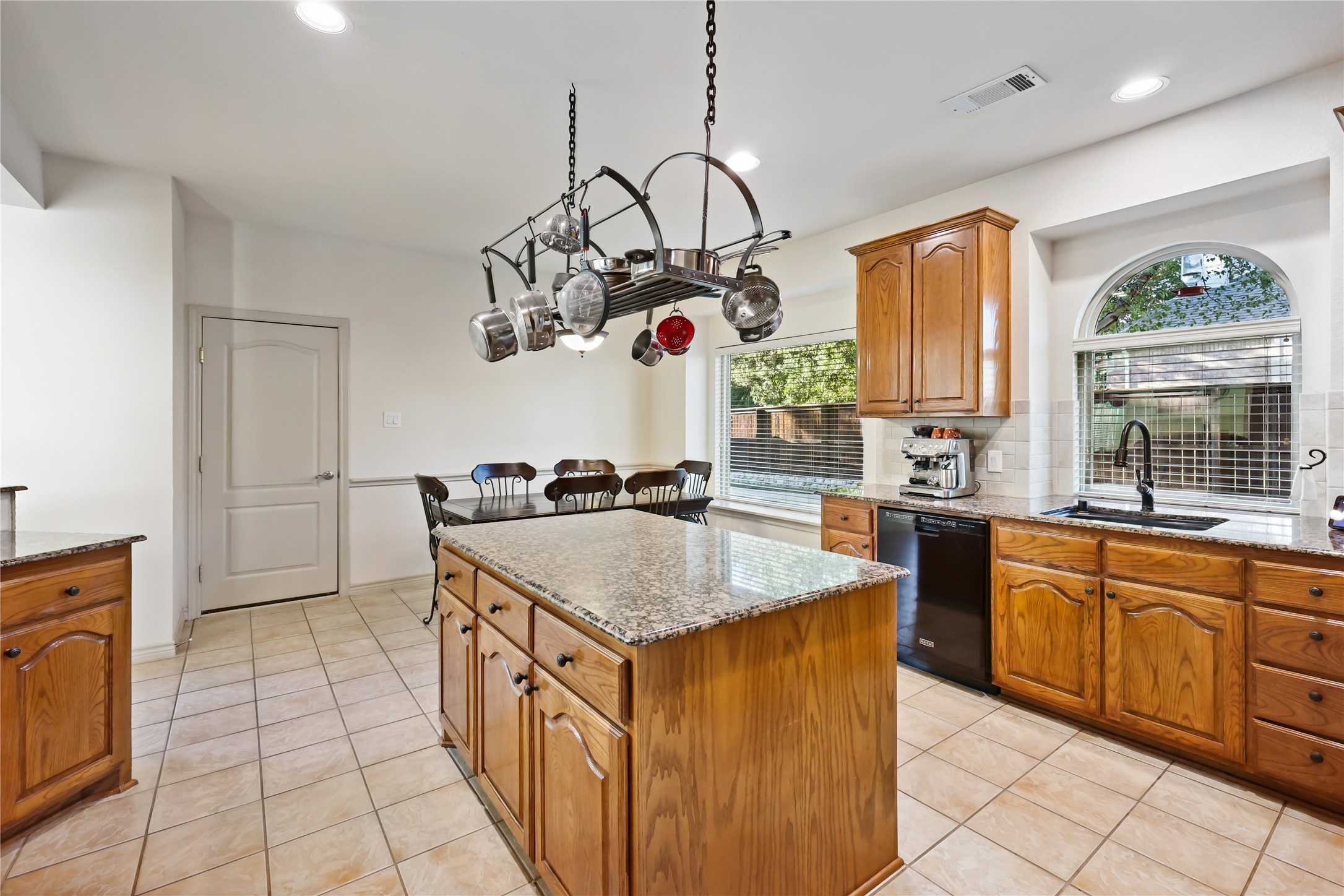 3605 Winchester Court Corinth TX 76210