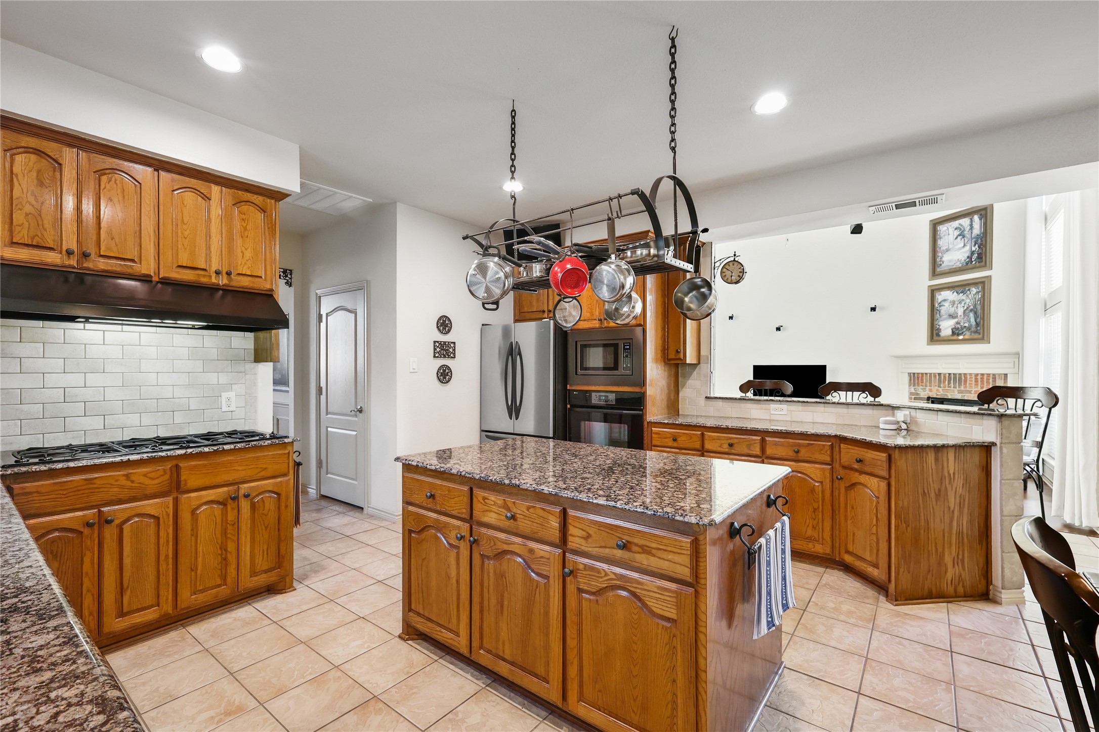 3605 Winchester Court Corinth TX 76210