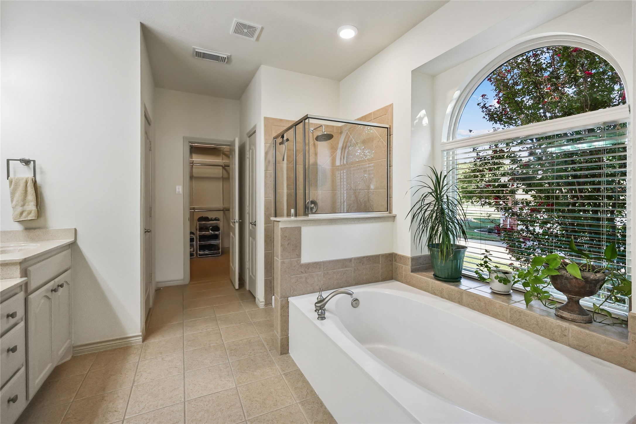 3605 Winchester Court Corinth TX 76210