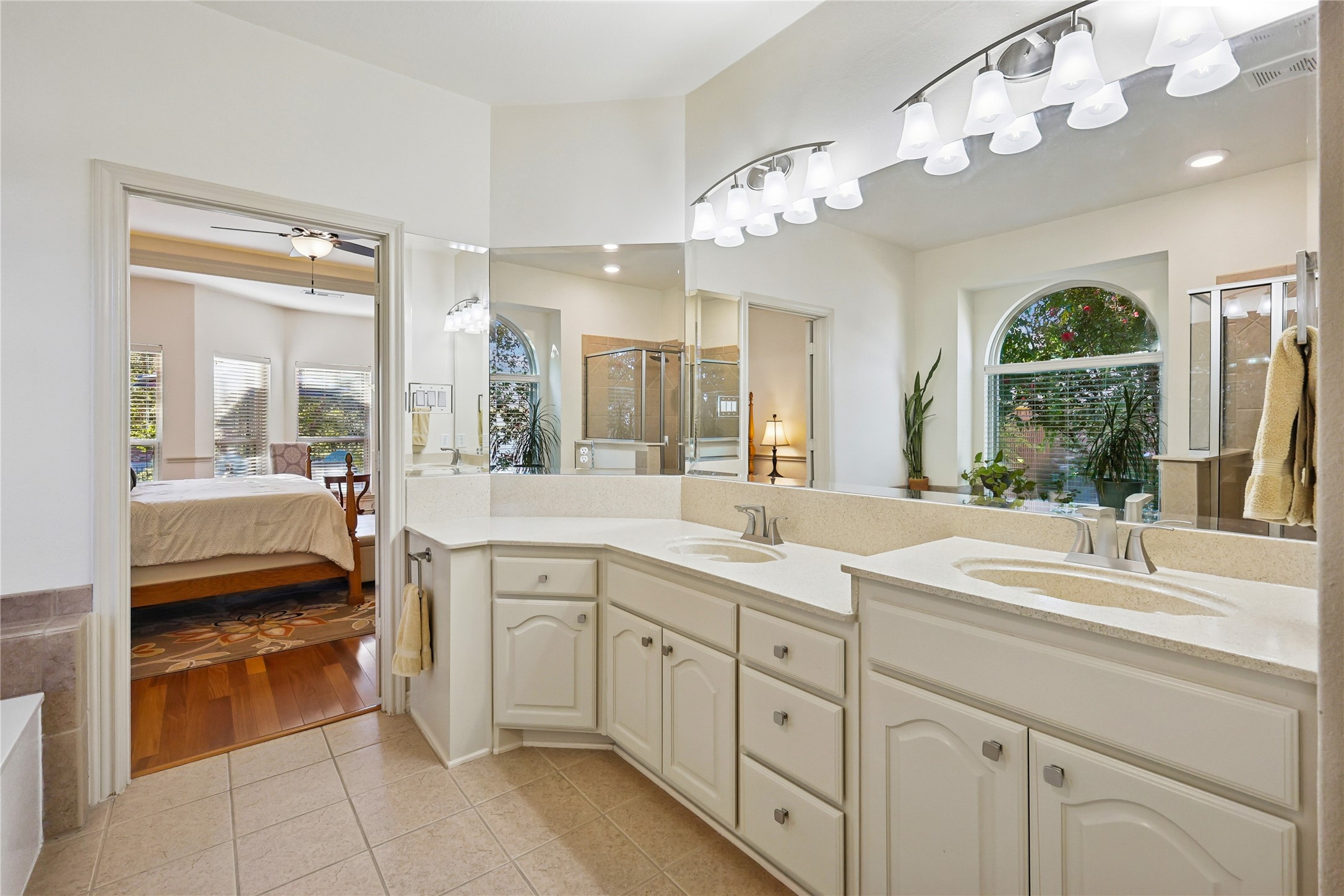 3605 Winchester Court Corinth TX 76210