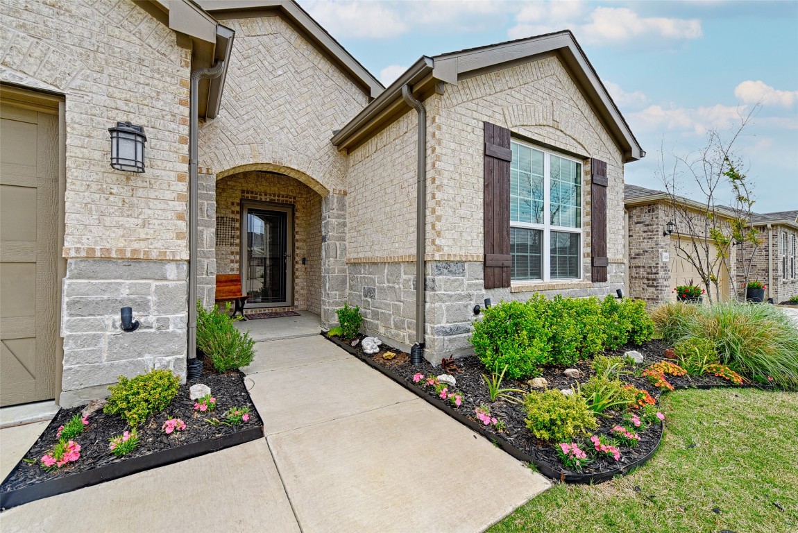 821 Habitat Trail Mckinney TX 75071