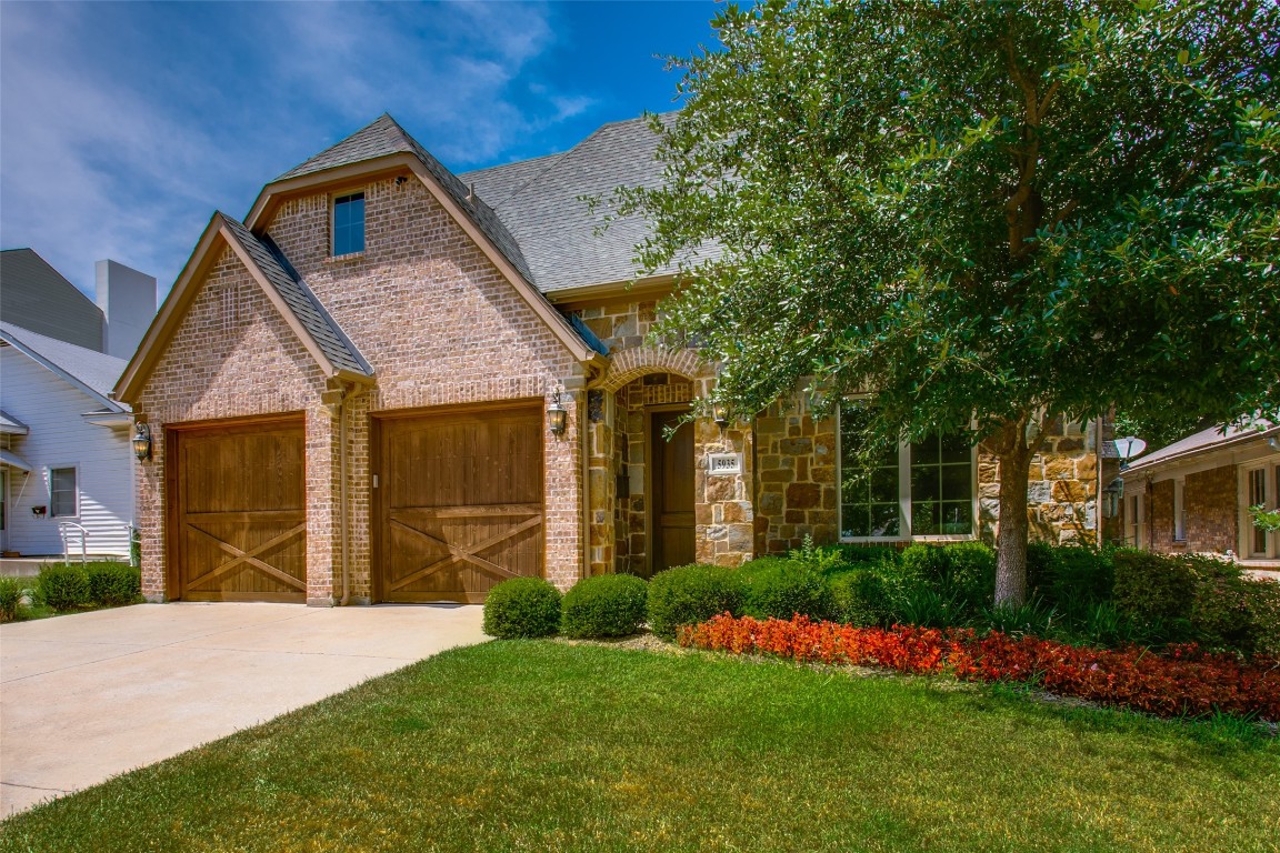 5935 Richmond Avenue Dallas TX 75206
