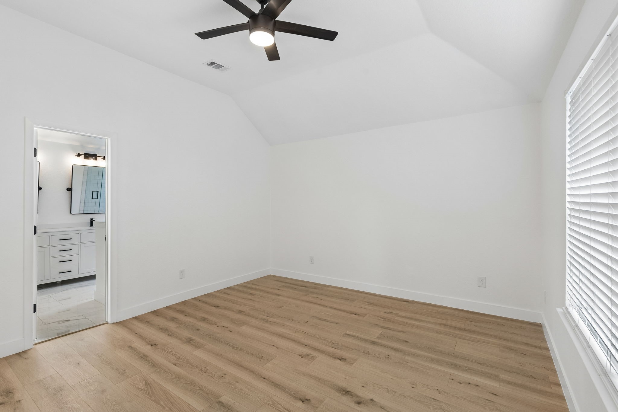 4436 Sierra Drive Grand Prairie TX 75052