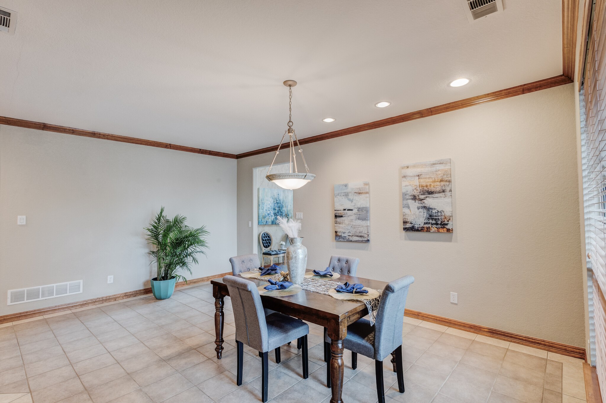 648 Laketrail Drive Richardson TX 75081