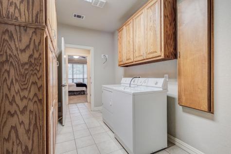 648 Laketrail Drive Richardson TX 75081