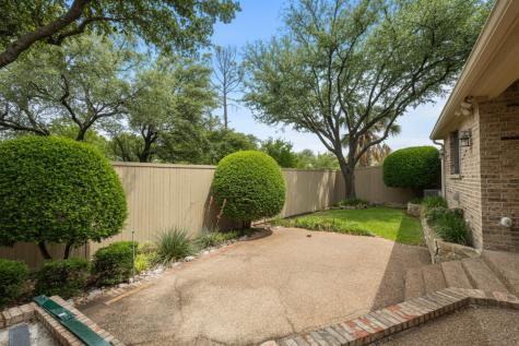 648 Laketrail Drive Richardson TX 75081