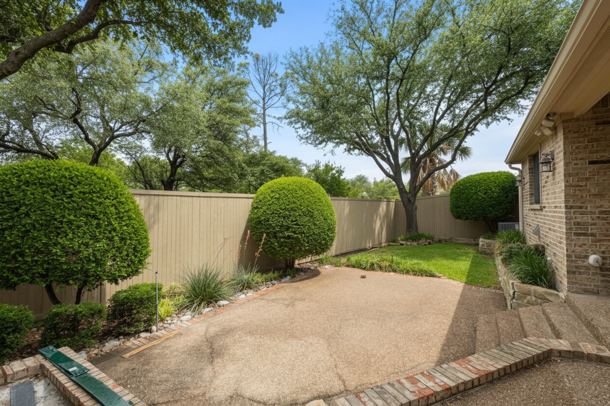 648 Laketrail Drive Richardson TX 75081