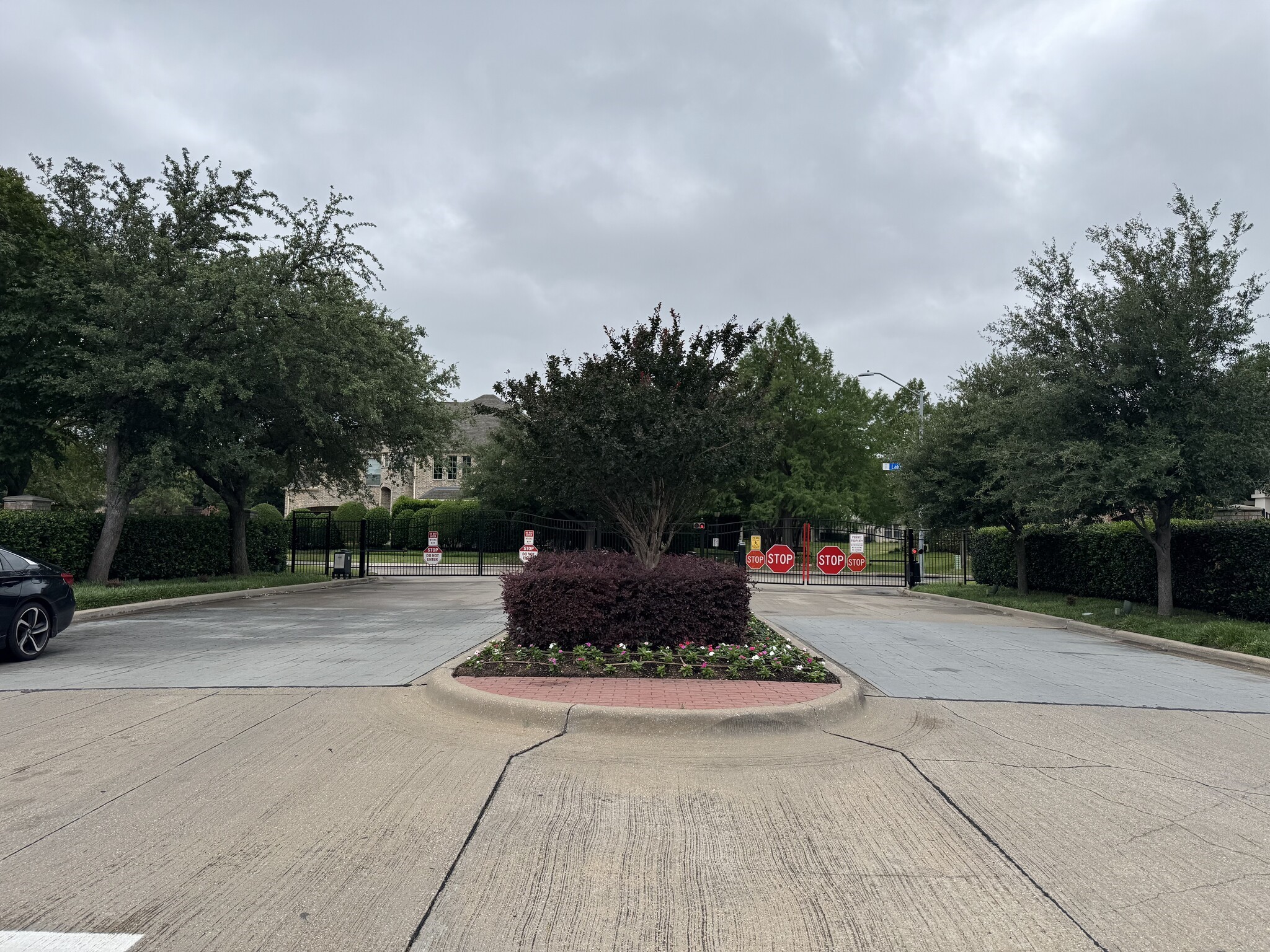 648 Laketrail Drive Richardson TX 75081