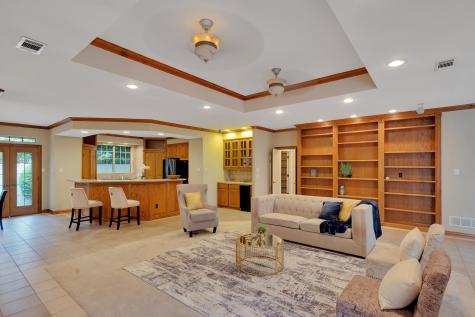 648 Laketrail Drive Richardson TX 75081