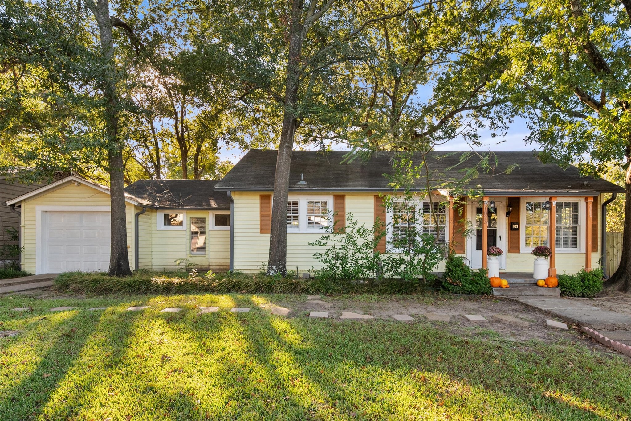 1823 W Park Avenue Corsicana TX 75110
