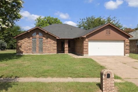 6206 Aires Drive Arlington TX 76001