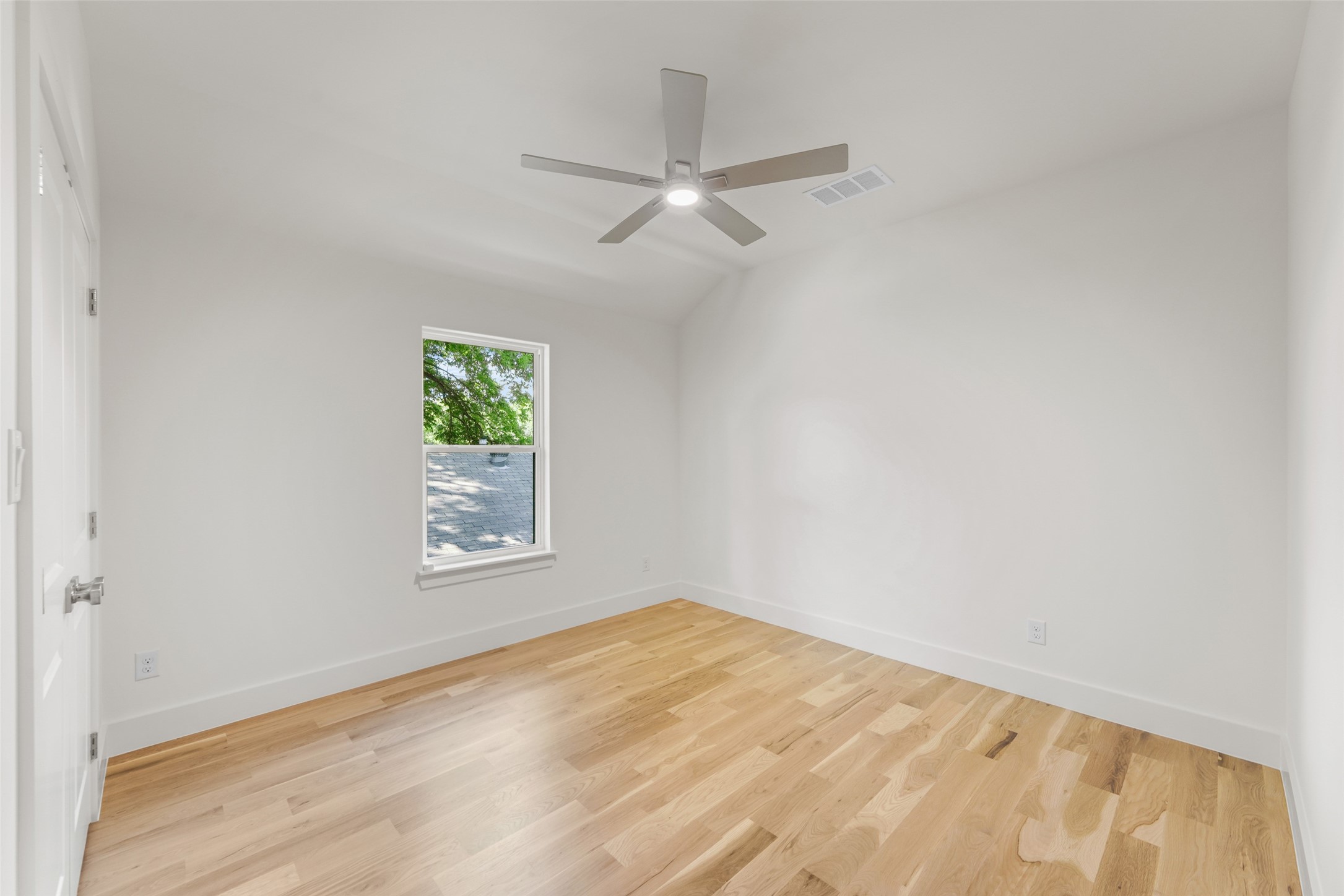 5259 Saint Charles Avenue Dallas TX 75223