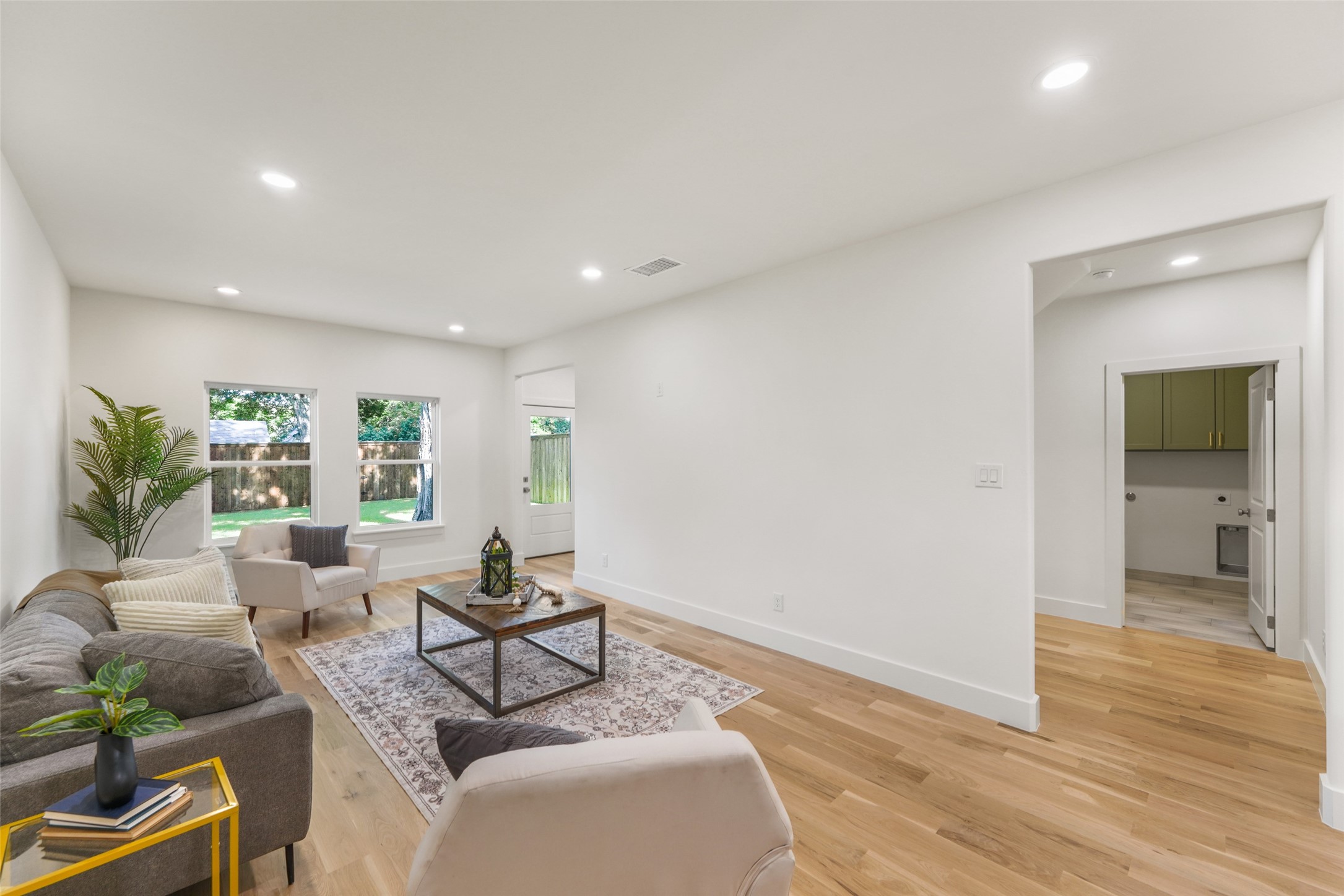 5259 Saint Charles Avenue Dallas TX 75223