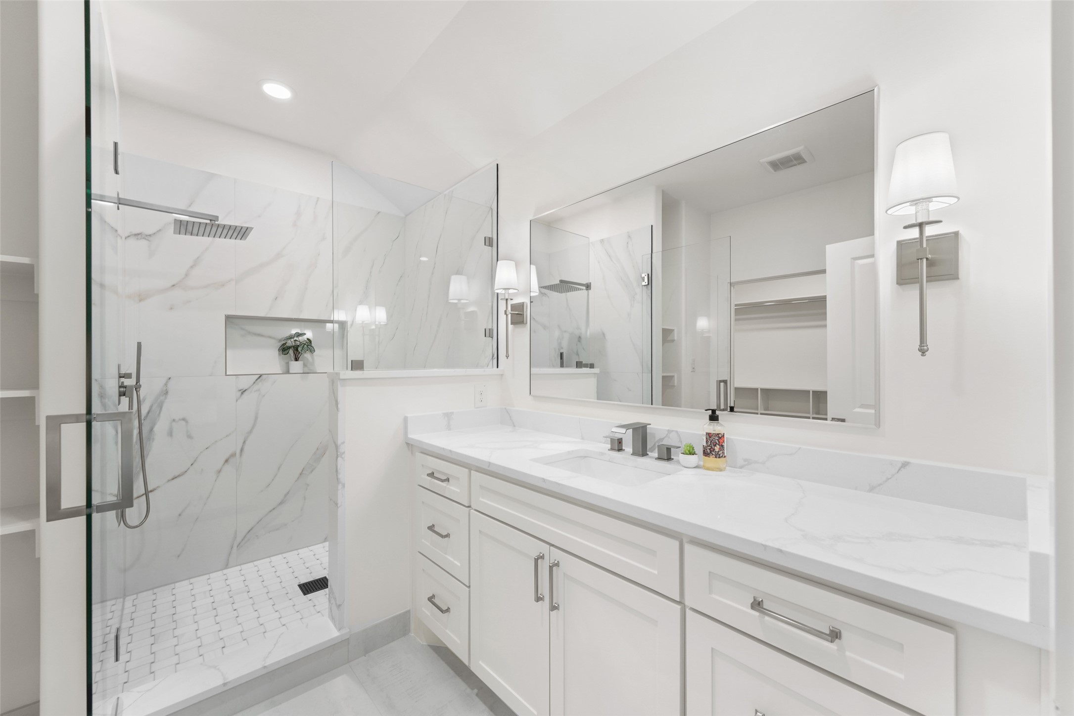 5259 Saint Charles Avenue Dallas TX 75223