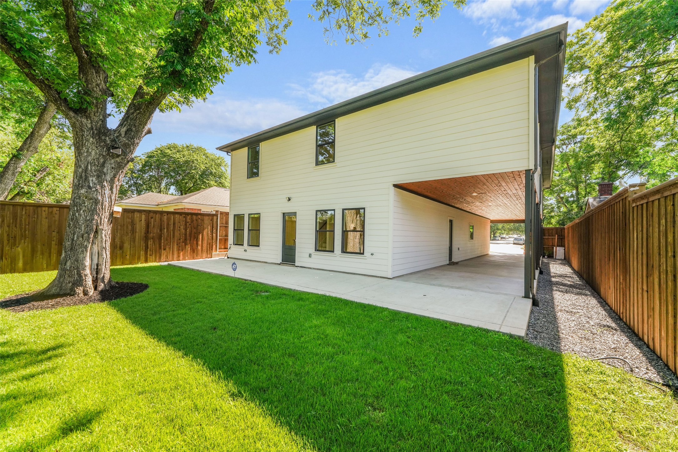5259 Saint Charles Avenue Dallas TX 75223