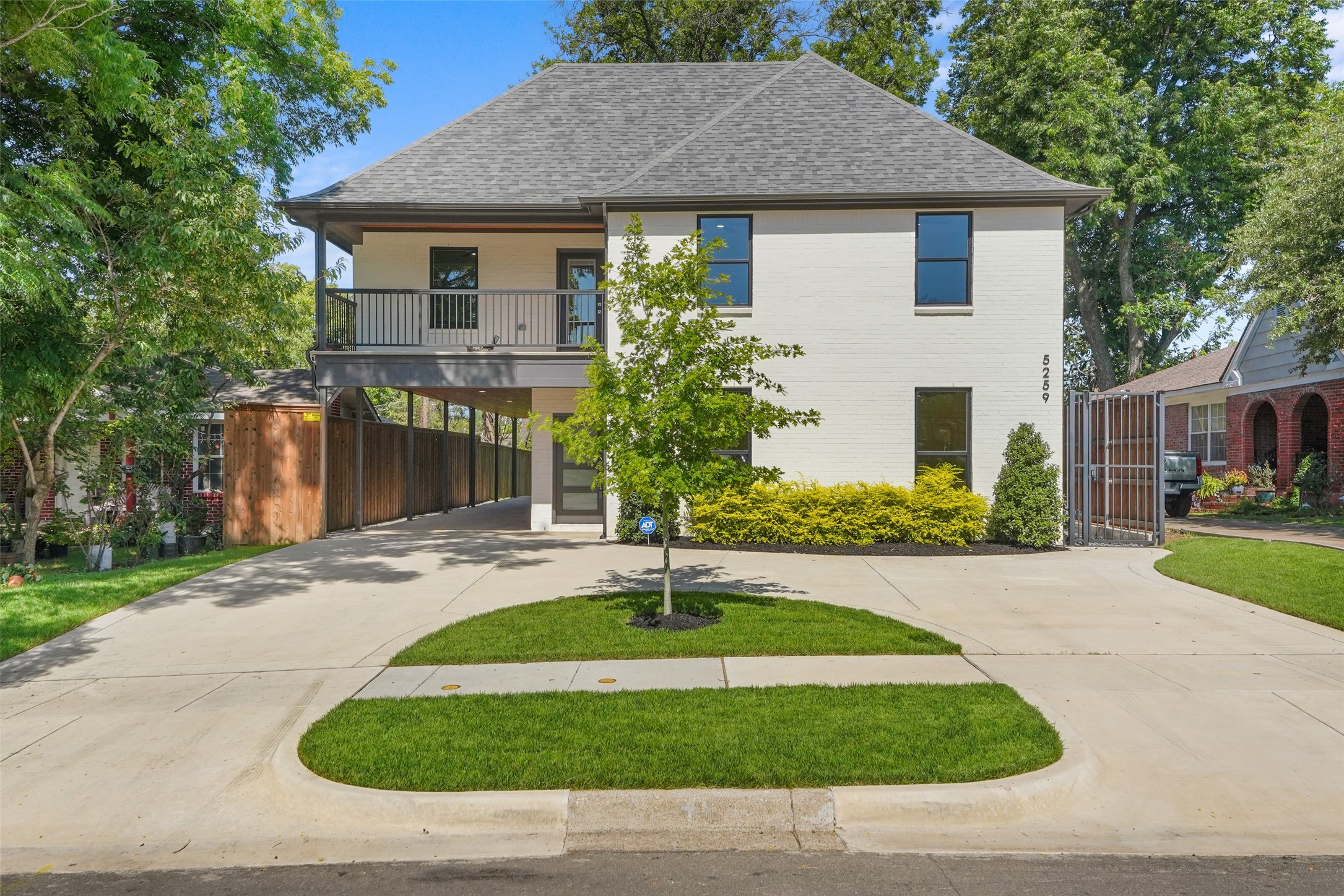 5259 Saint Charles Avenue Dallas TX 75223