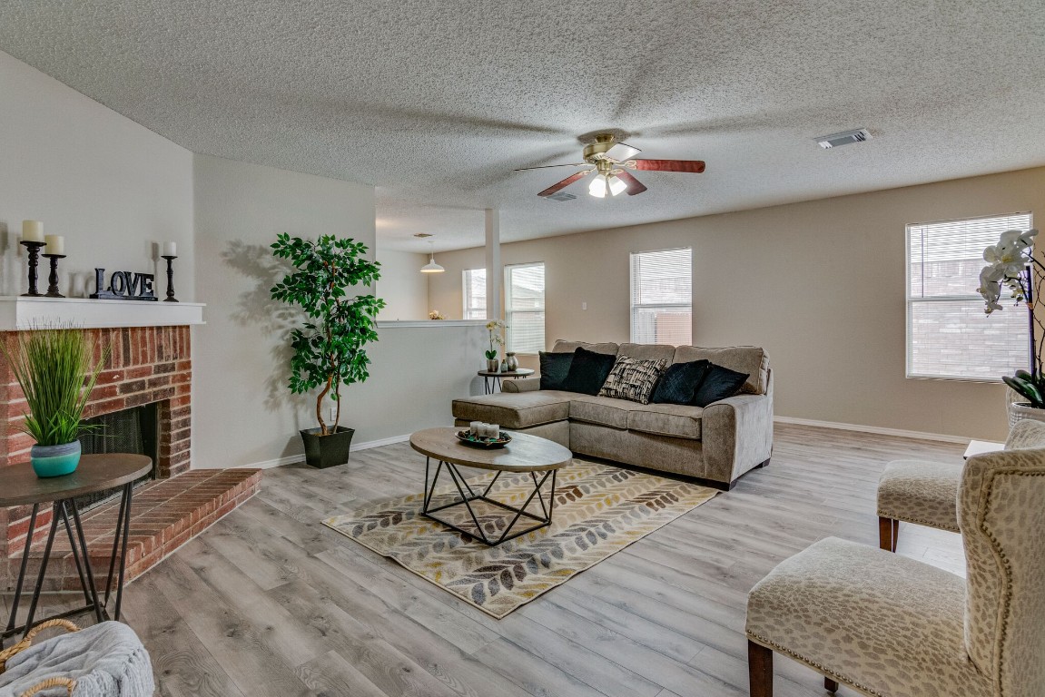 4321 Meadowknoll Drive Fort Worth TX 76123