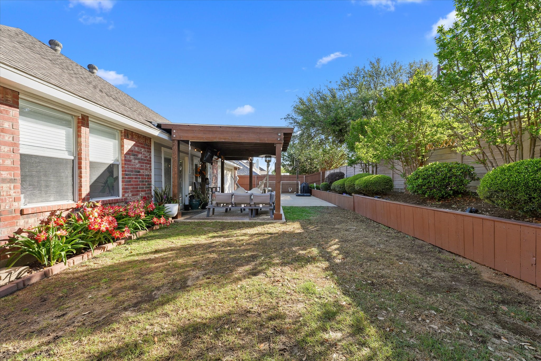 107 Montreal Drive Hurst TX 76054