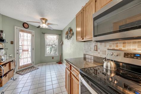 4212 Maryanne Place Haltom City TX 76137
