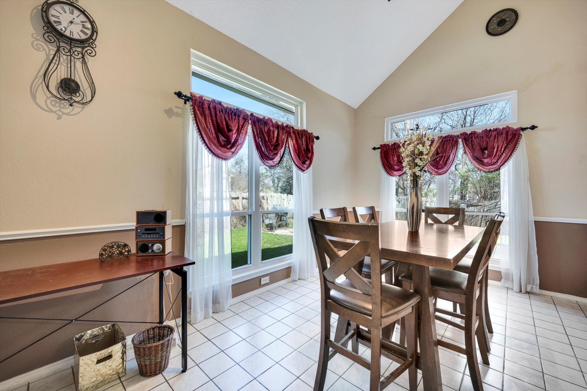 4212 Maryanne Place Haltom City TX 76137
