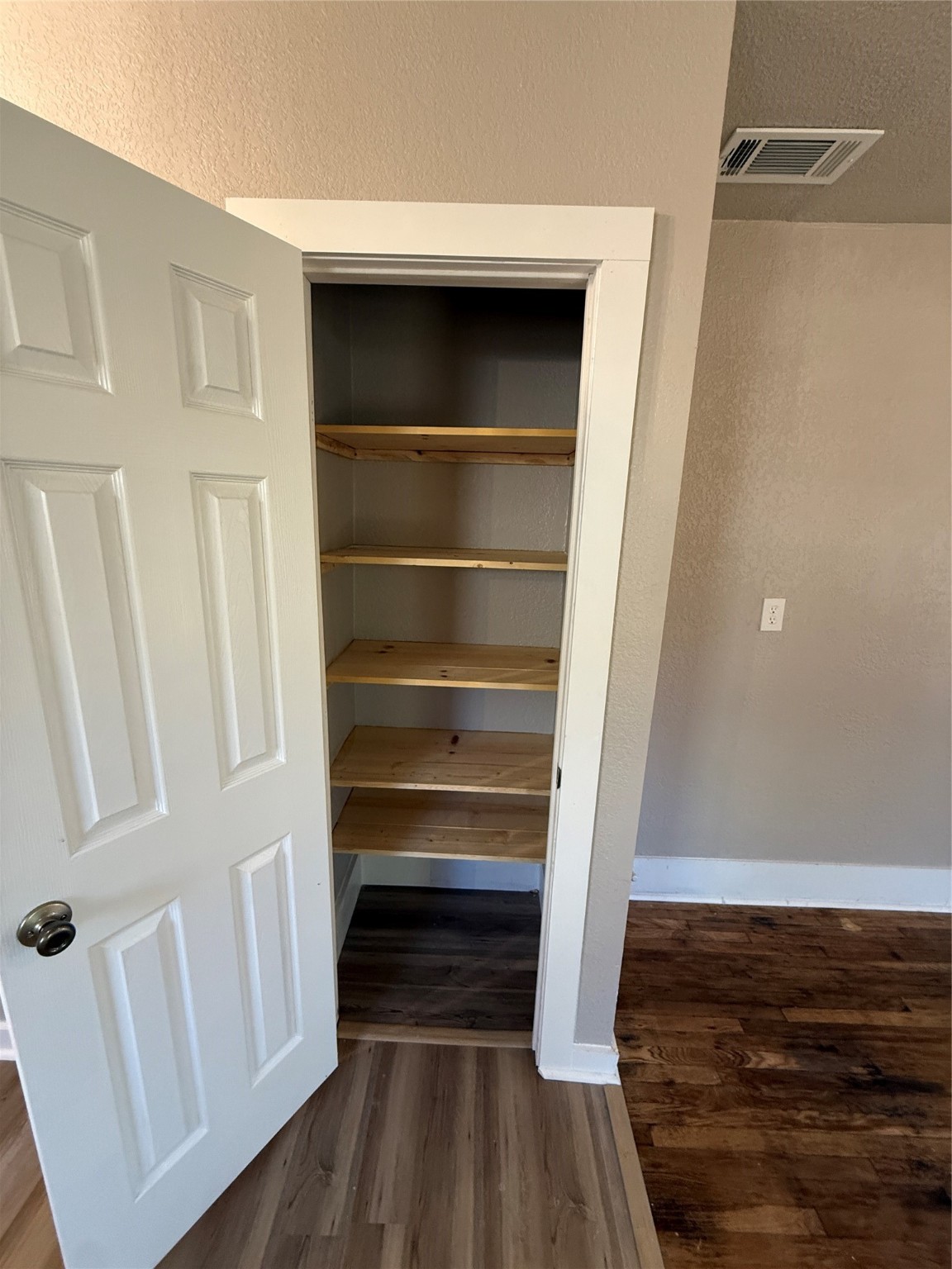 705 E 9th Street Coleman TX 76834