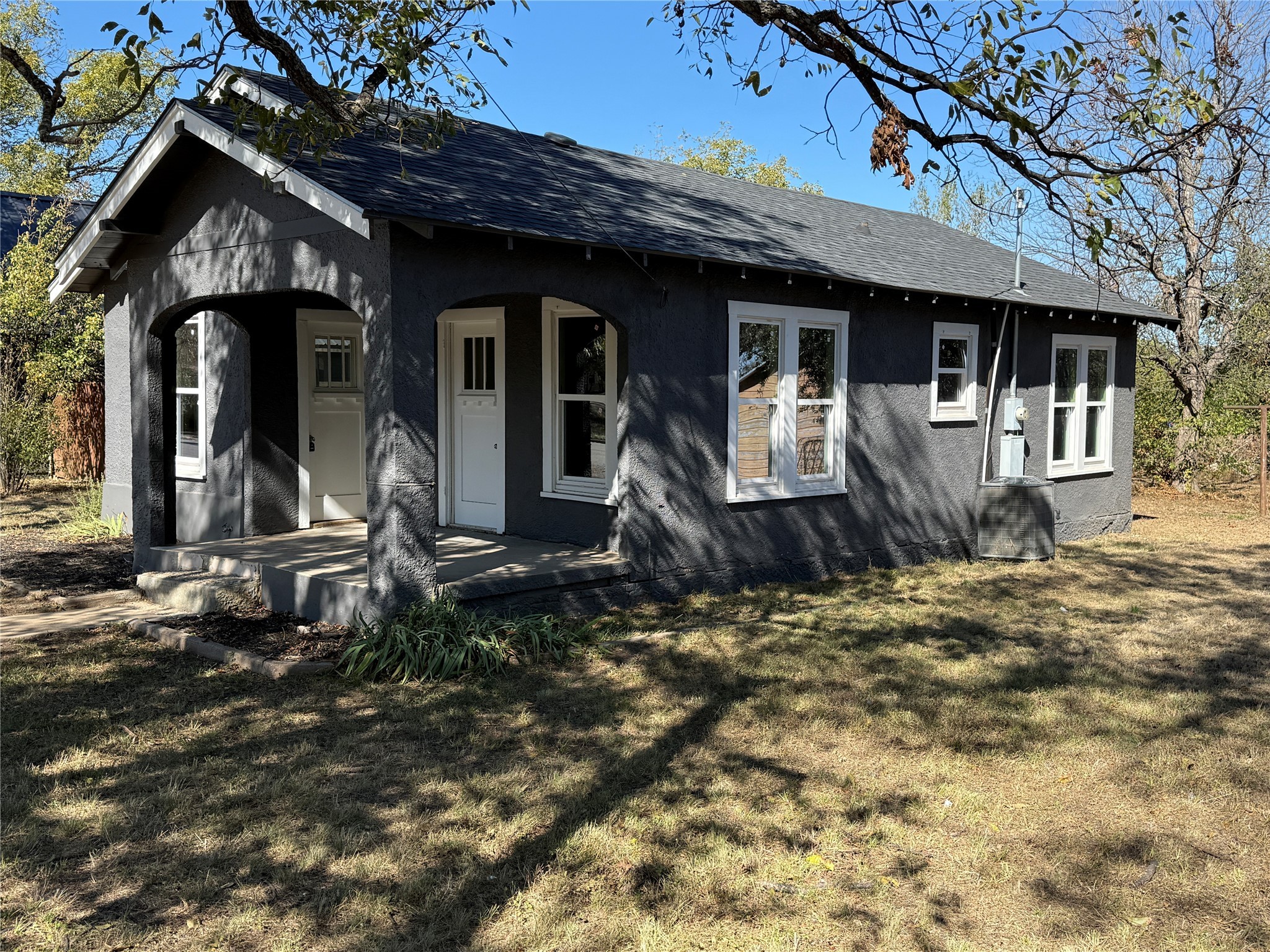 705 E 9th Street Coleman TX 76834