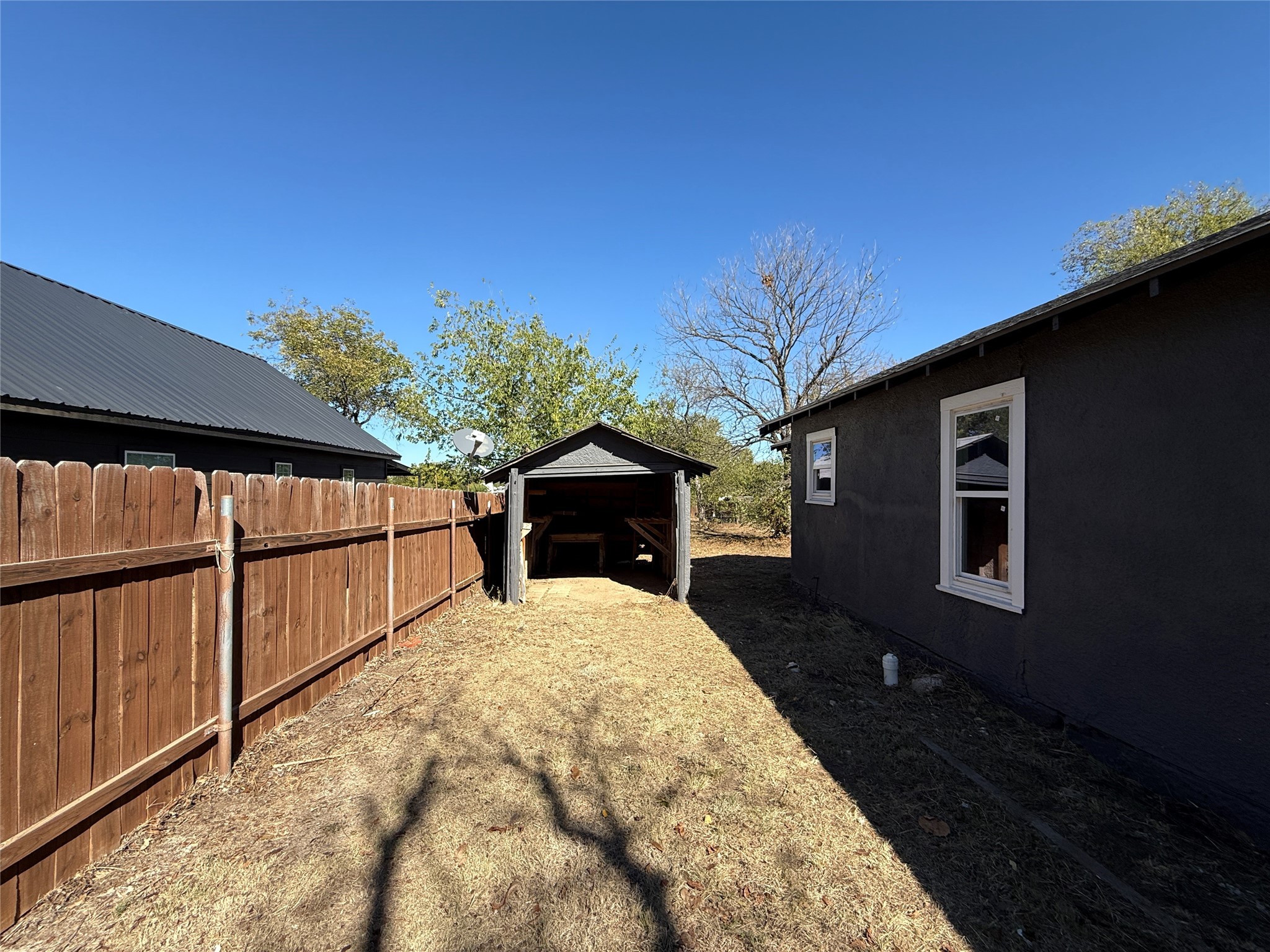 705 E 9th Street Coleman TX 76834