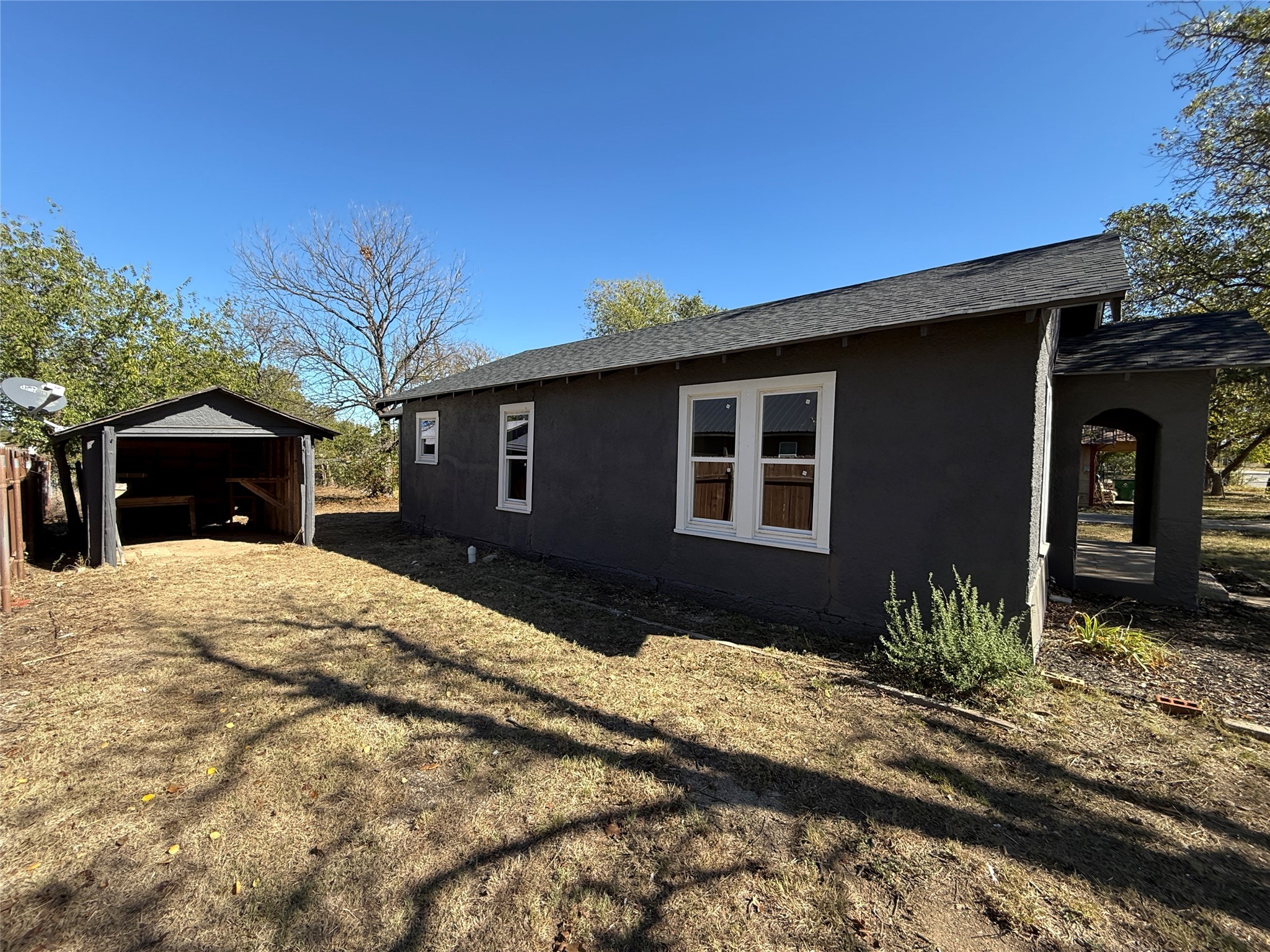 705 E 9th Street Coleman TX 76834