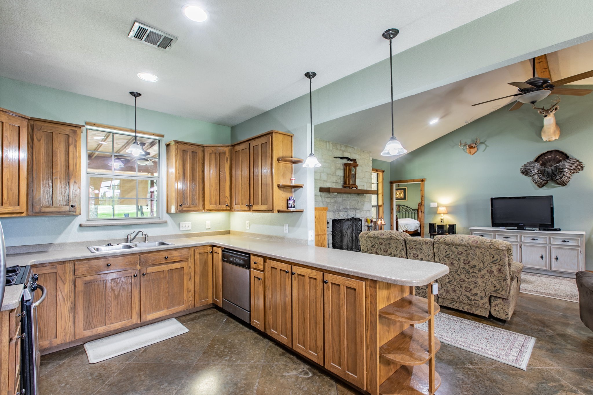 5636 Fm 56 Clifton TX 76634