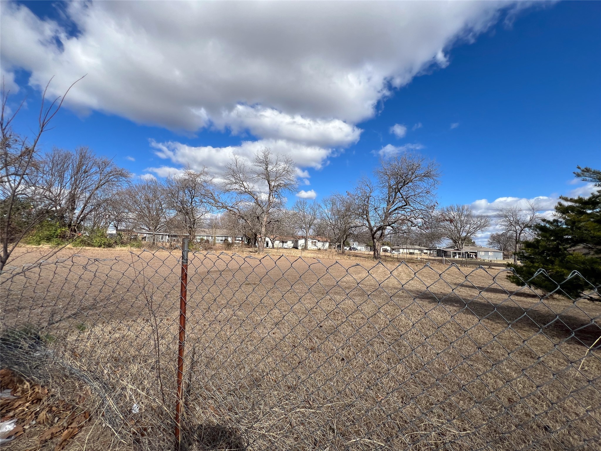 1609 E Peyton Street Sherman TX 75090