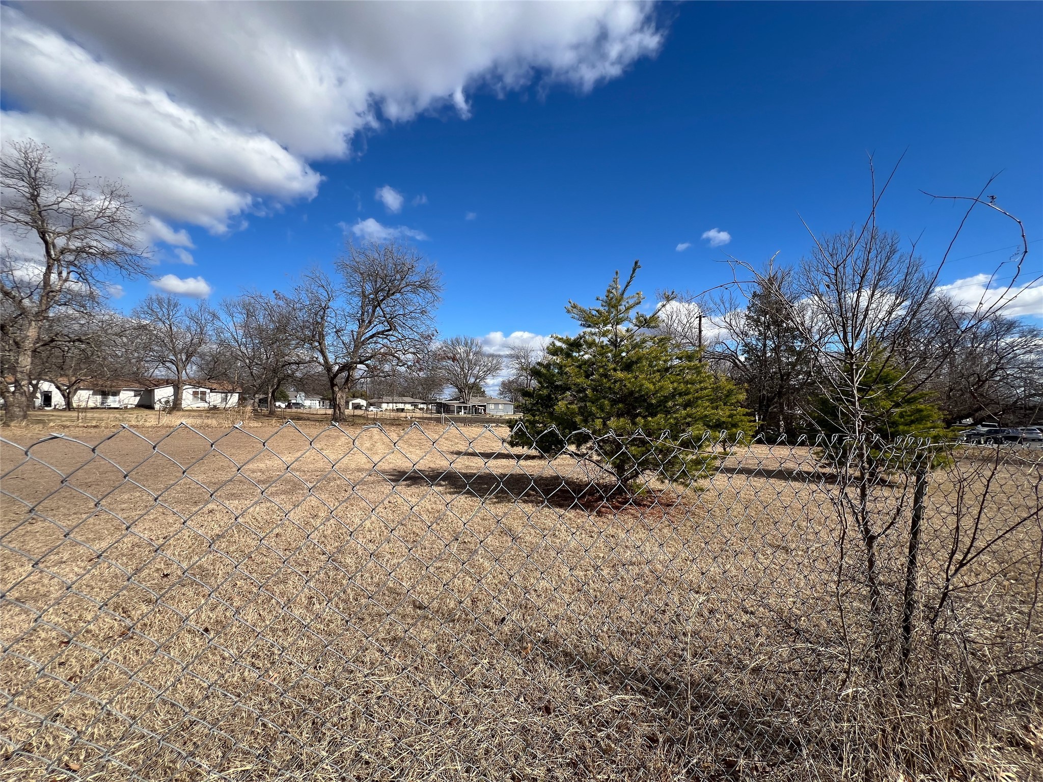 1609 E Peyton Street Sherman TX 75090