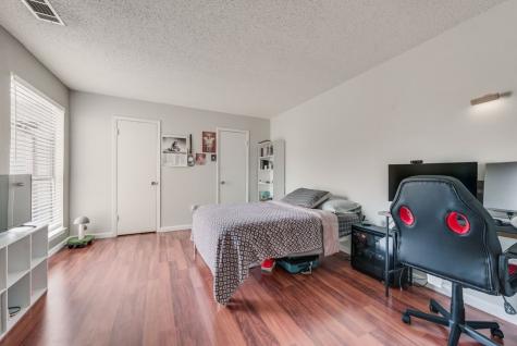 2643 Via Ventura Circle Carrollton TX 75006
