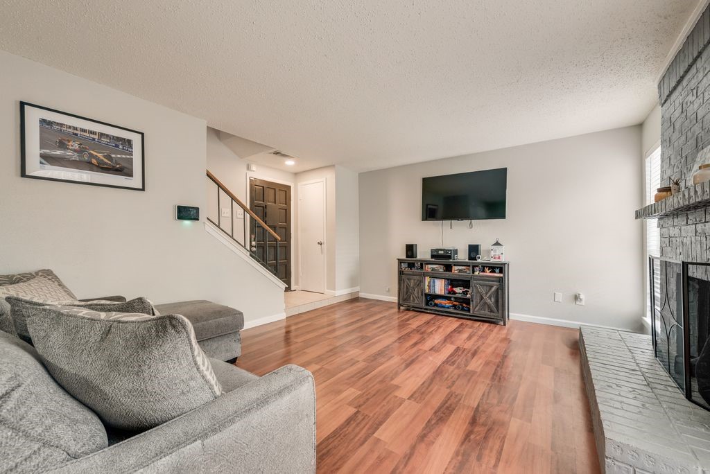 2643 Via Ventura Circle Carrollton TX 75006