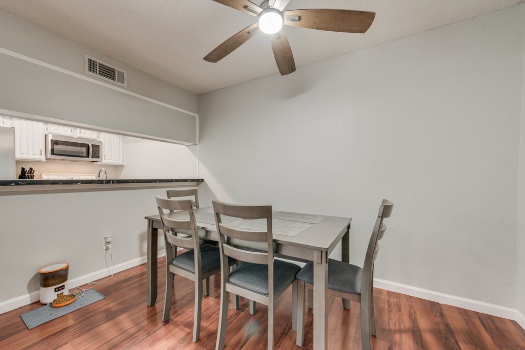 2643 Via Ventura Circle Carrollton TX 75006