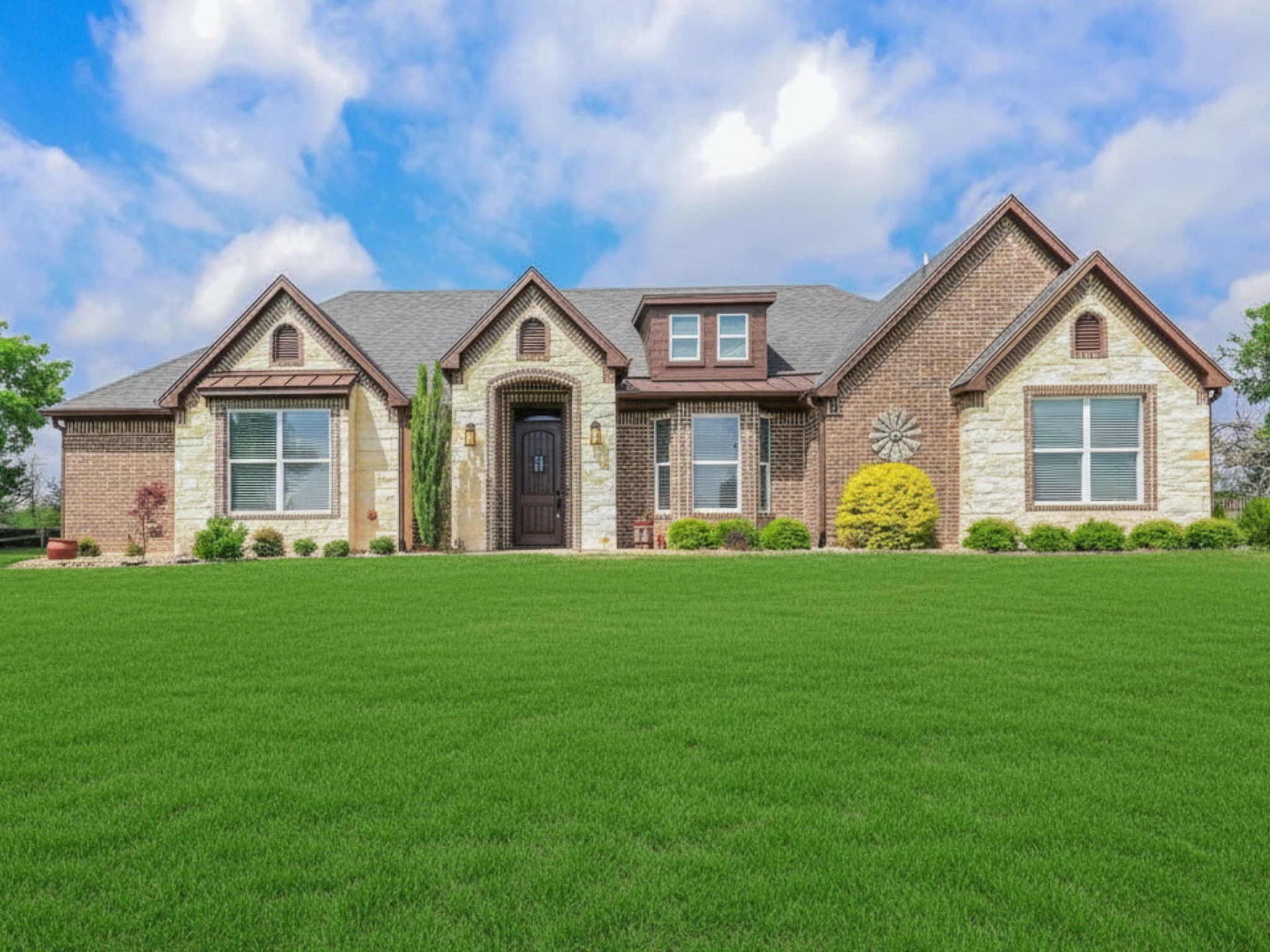 31 Golf Walk Circle Denison TX 75020