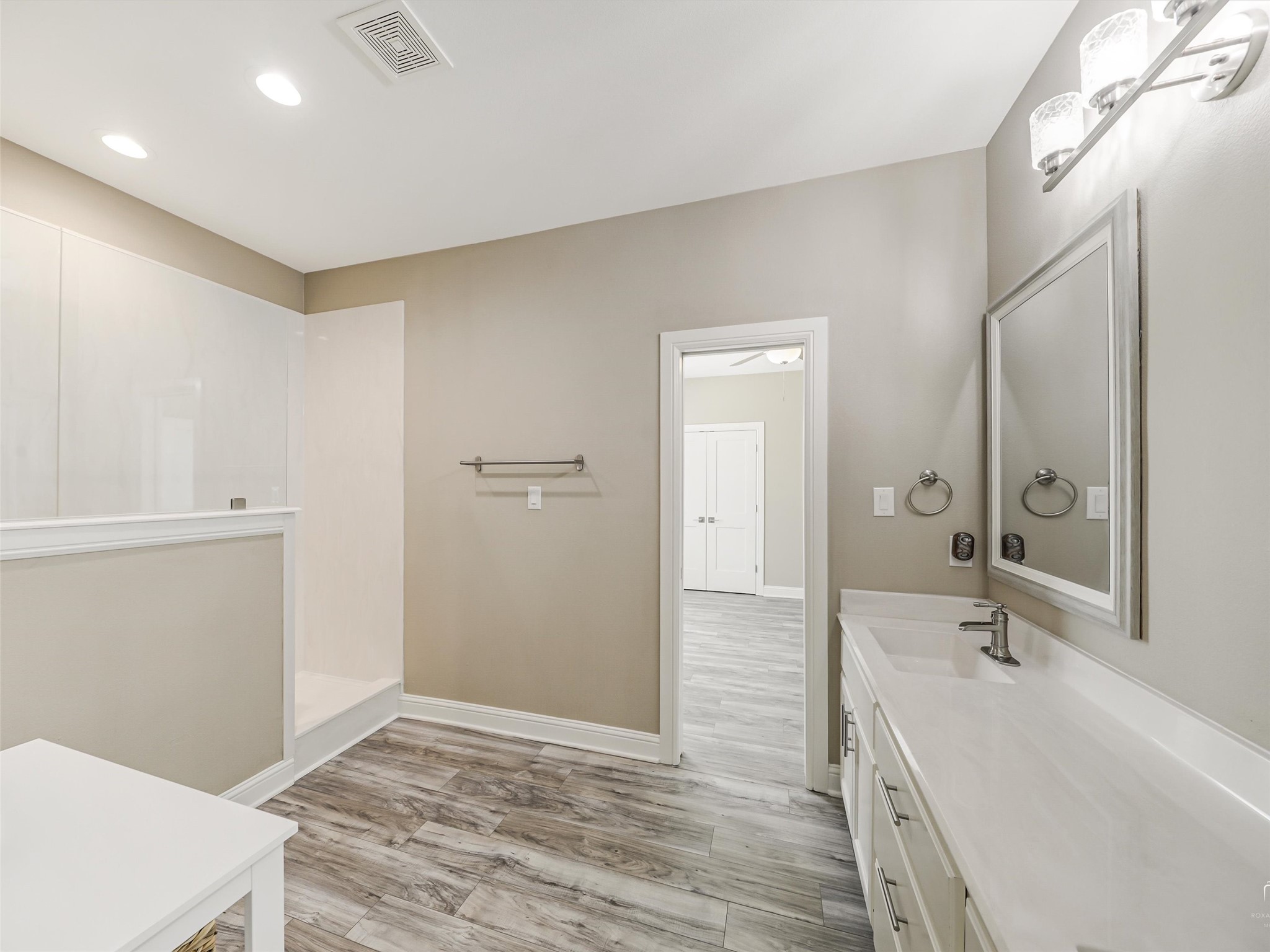 31 Golf Walk Circle Denison TX 75020