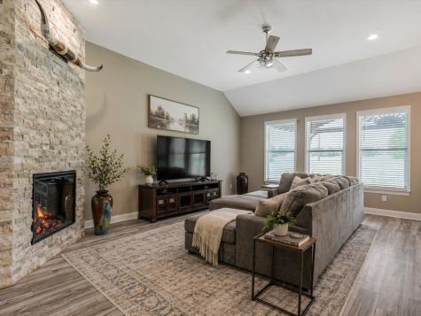 31 Golf Walk Circle Denison TX 75020