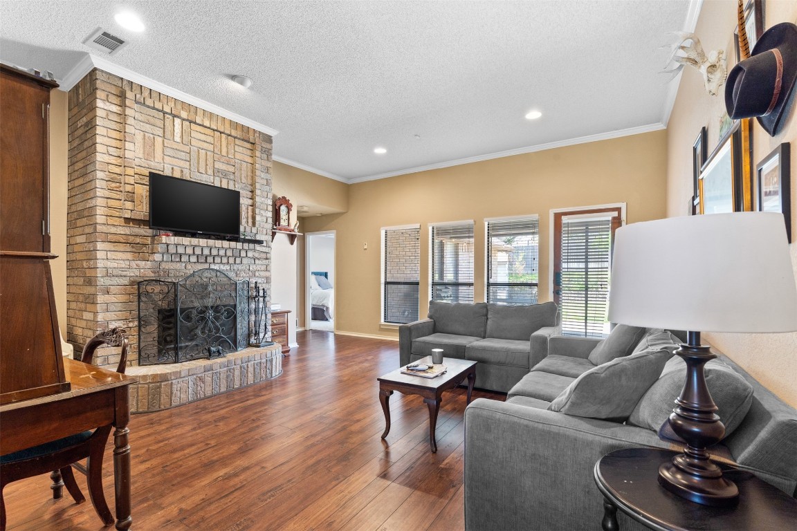10167 Trail Ridge Drive Benbrook TX 76126