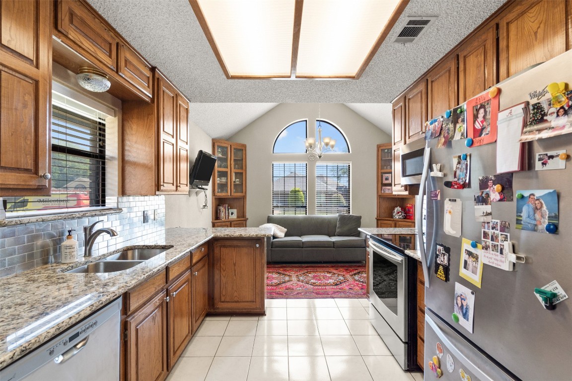 10167 Trail Ridge Drive Benbrook TX 76126
