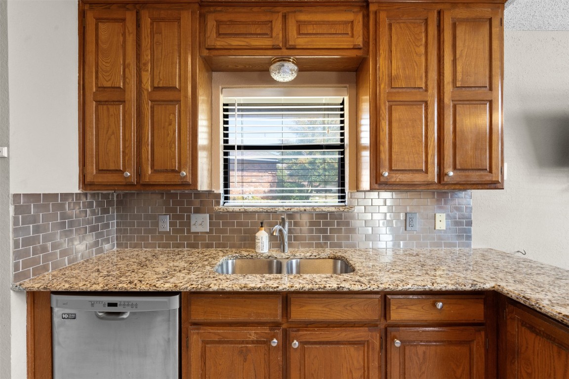 10167 Trail Ridge Drive Benbrook TX 76126