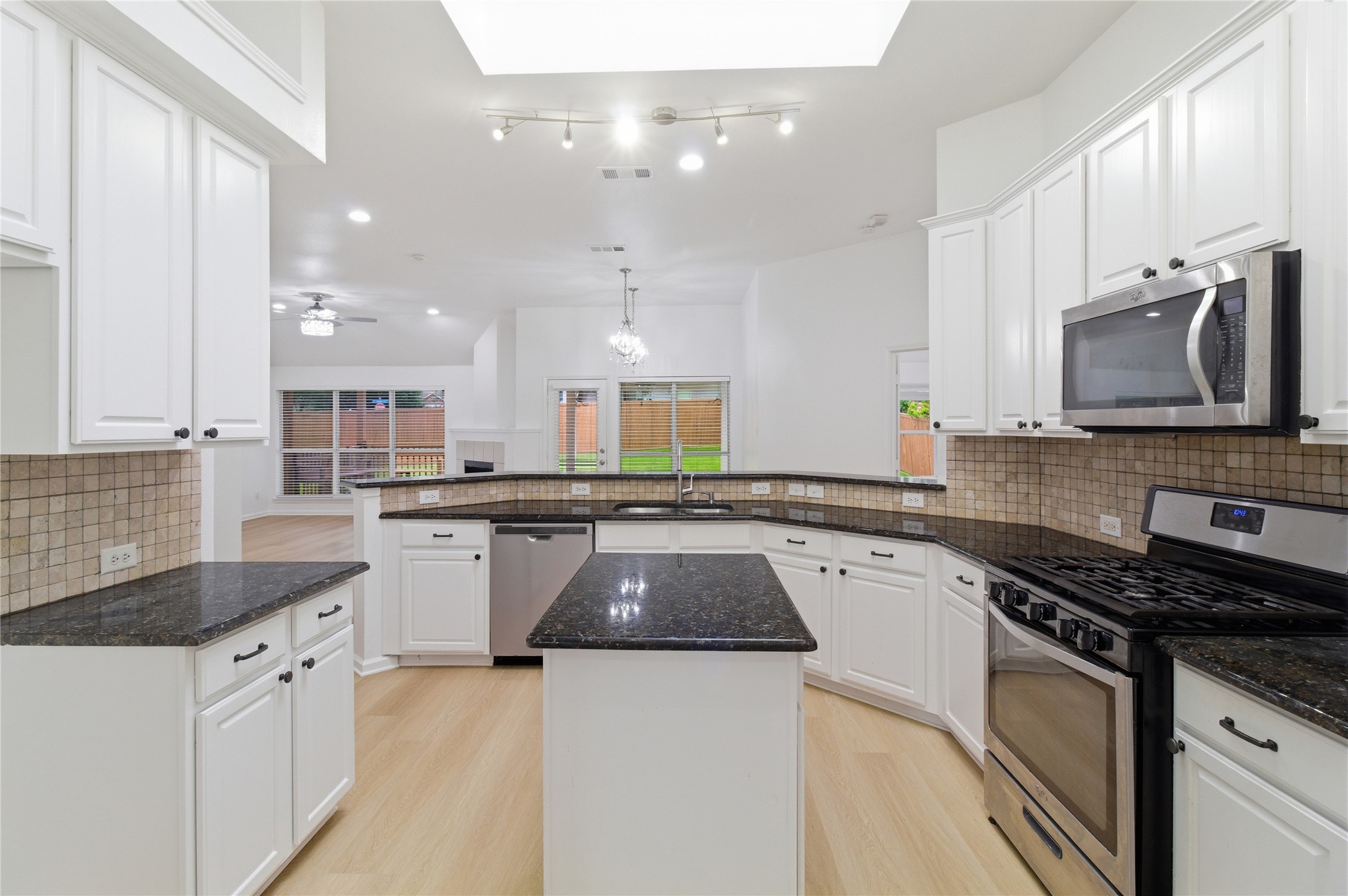 6803 Hillwood Drive Sachse TX 75048