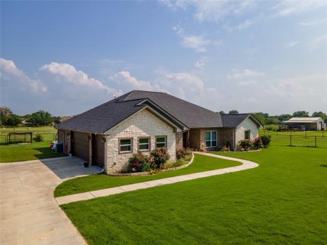 130 Chris Zimmerman Cove Stephenville TX 76401