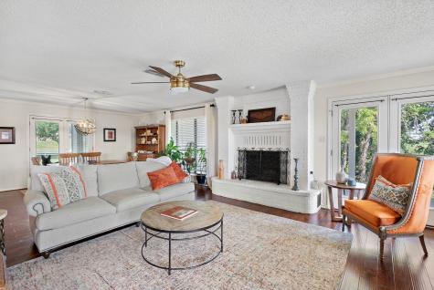 310 Sherry Trail Weatherford TX 76086