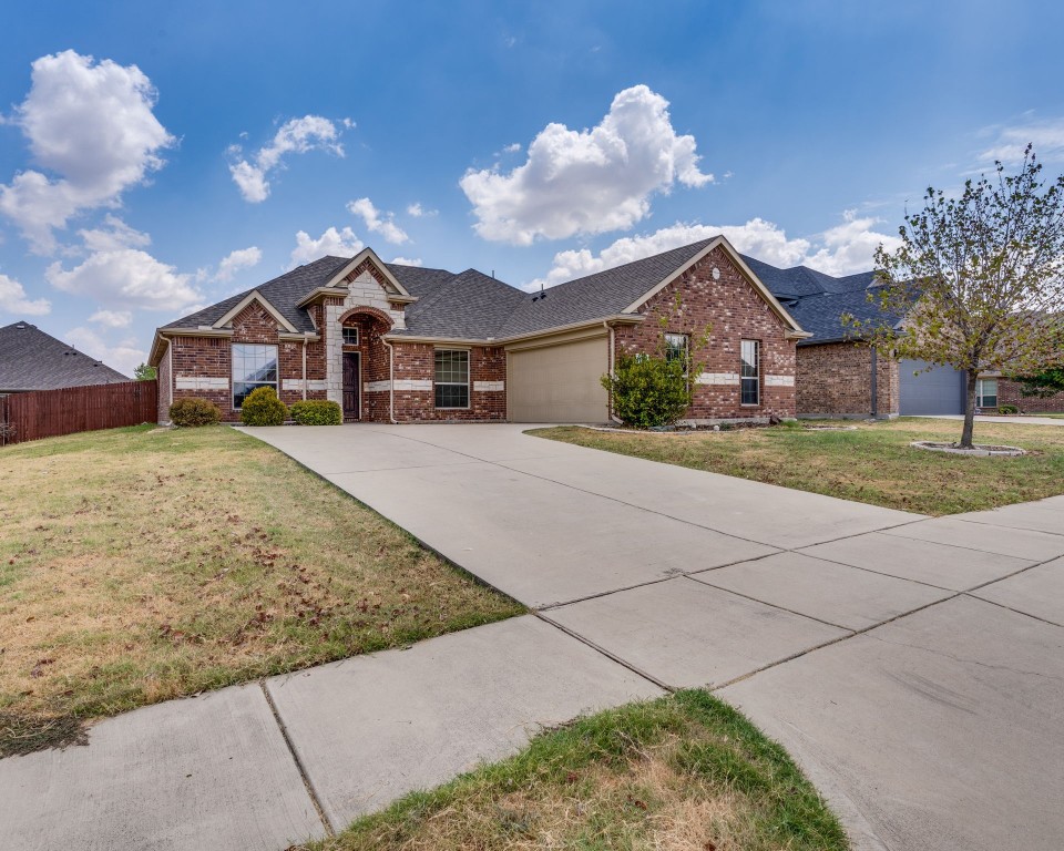 2184 Liriope Lane Waxahachie TX 75165