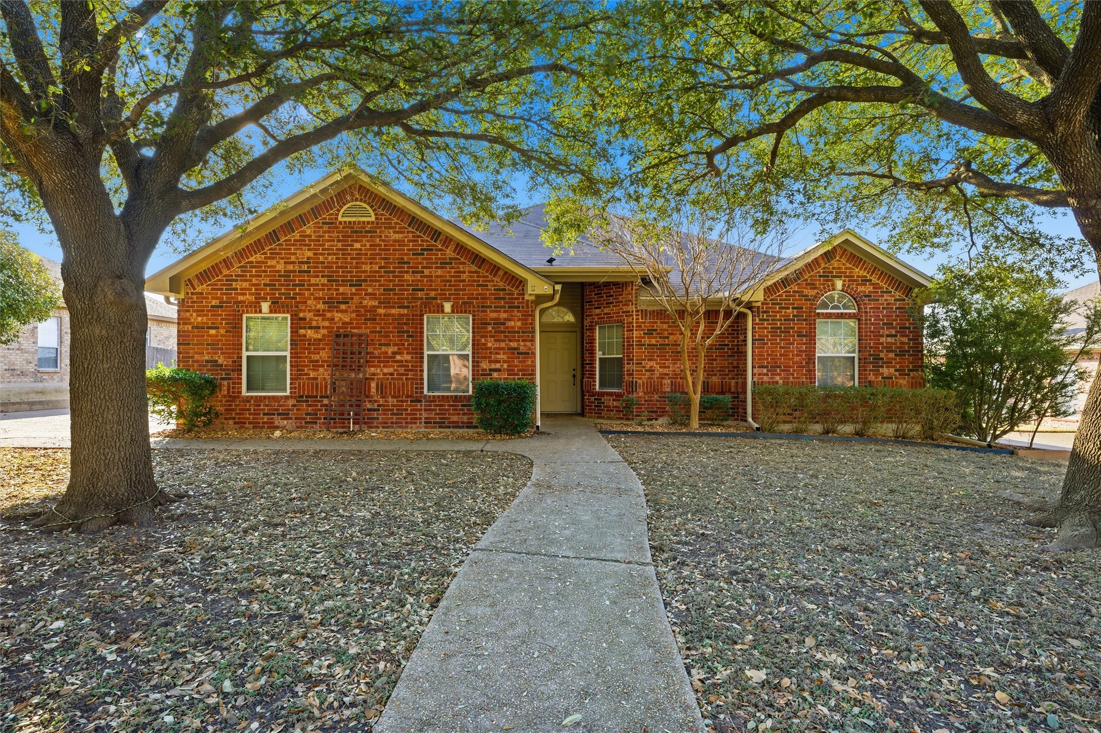 217 Keswick Drive Hewitt TX 76643