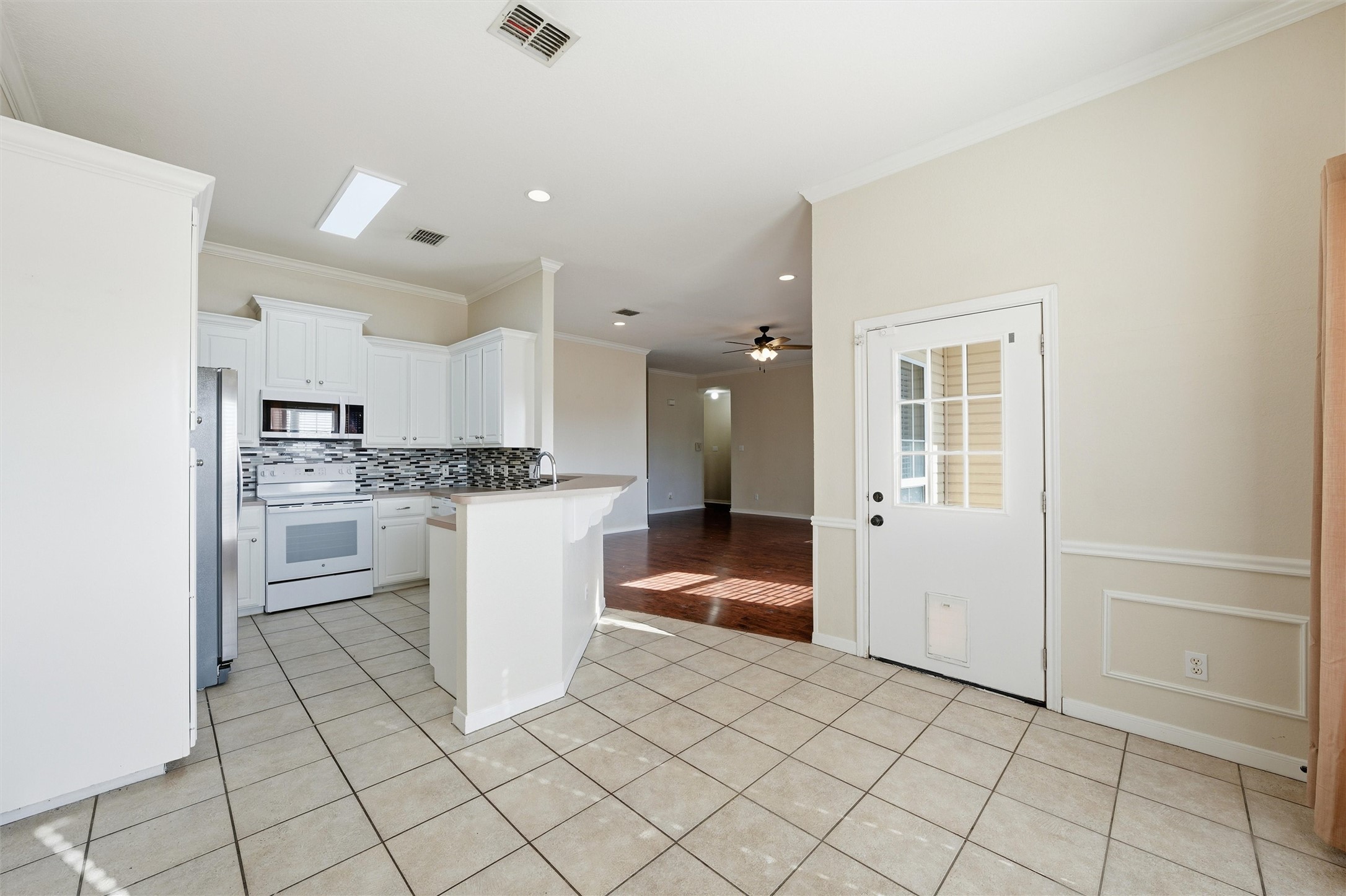217 Keswick Drive Hewitt TX 76643