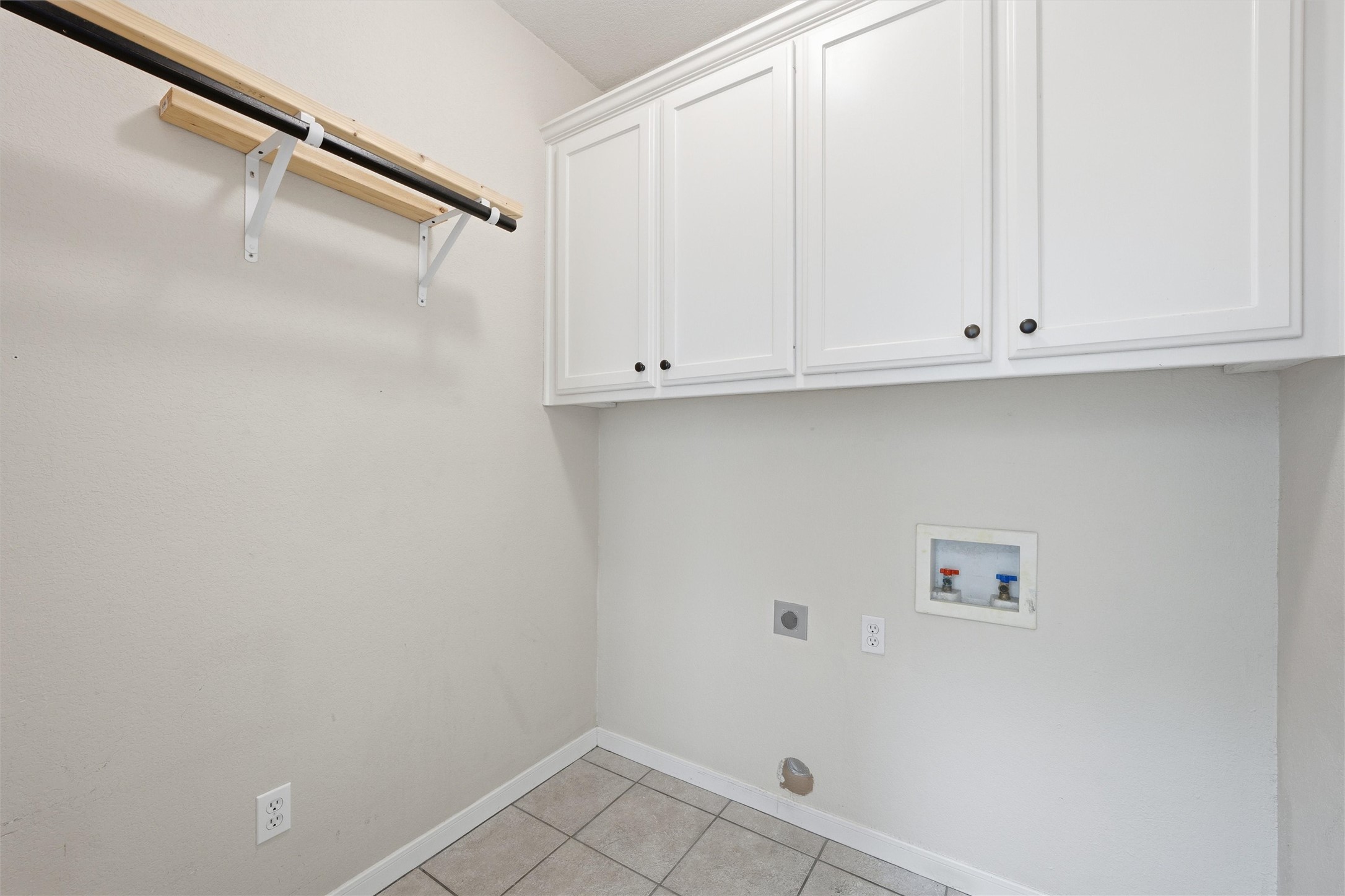 217 Keswick Drive Hewitt TX 76643