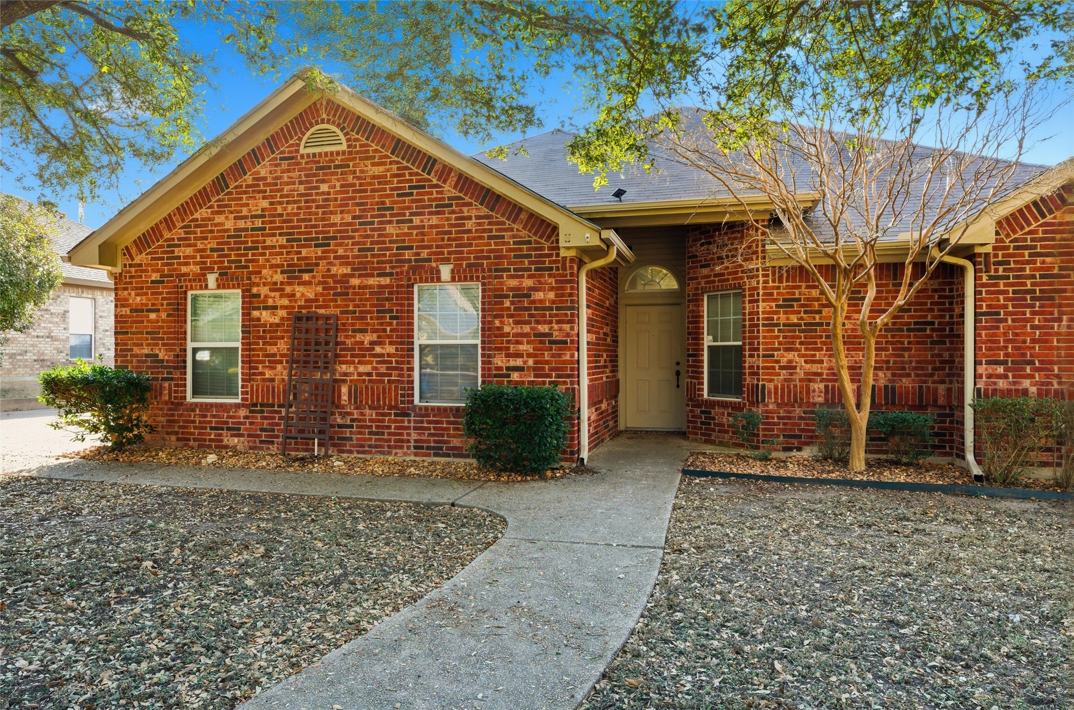 217 Keswick Drive Hewitt TX 76643