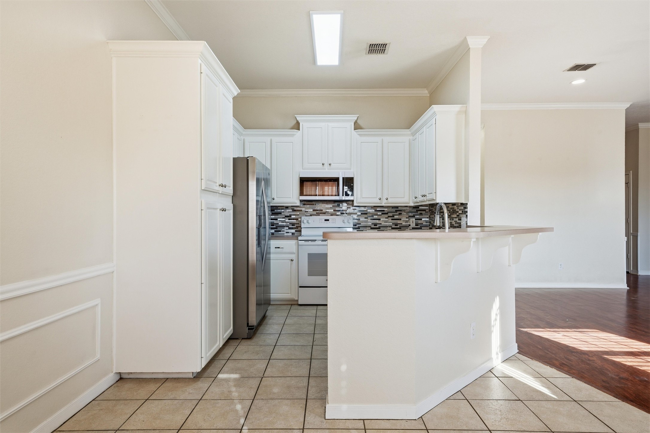 217 Keswick Drive Hewitt TX 76643