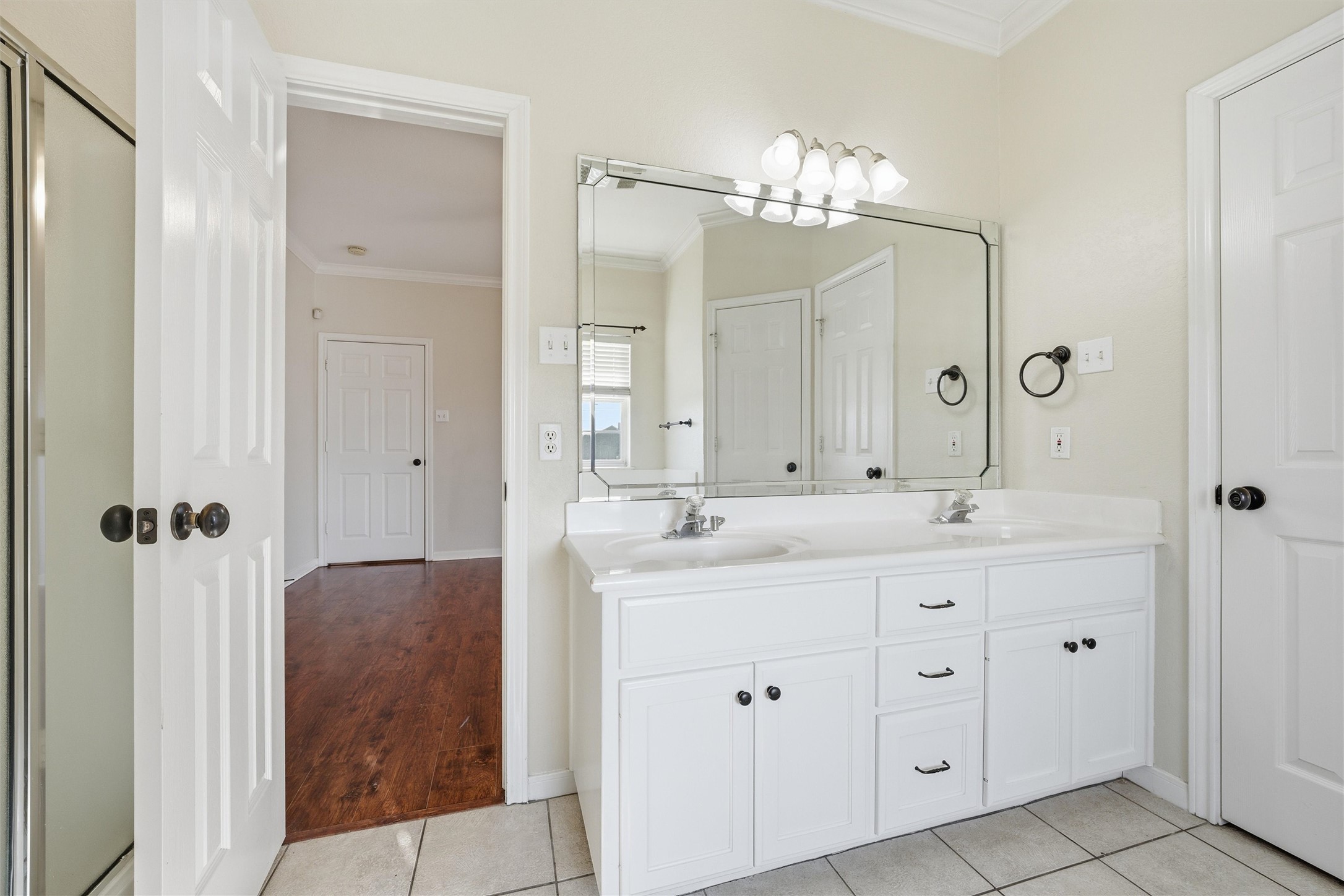 217 Keswick Drive Hewitt TX 76643